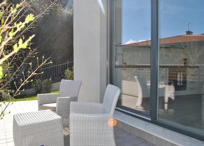 Baia Blu - Luxury Apartments With Pool